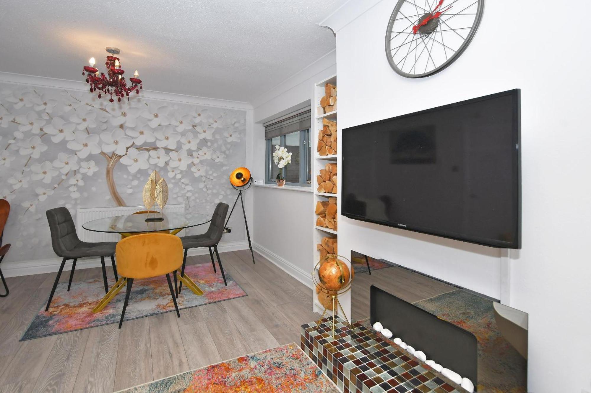 Townhouse @ Aboyne Close Бирмингем Экстерьер фото